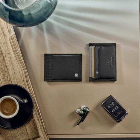 ארנק כרטיסים עור טבעוני שחור Altius Alox Slim