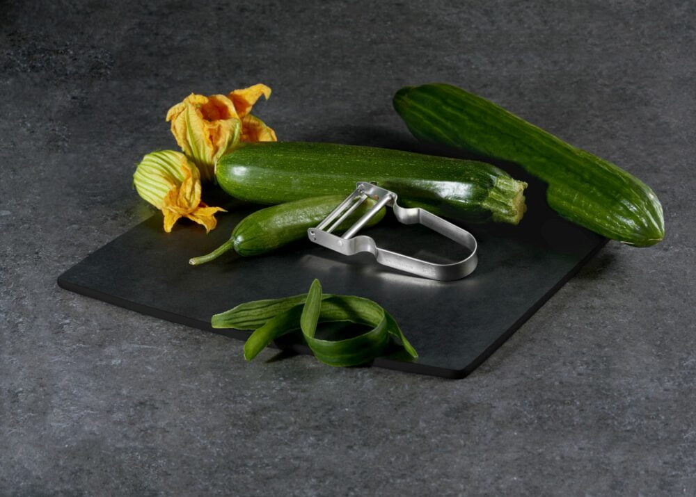 Cut Rex 6 0900 B 1.jpg