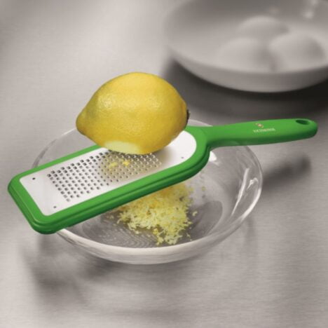 מגרדת עדינה