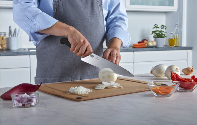 איך להשחיז סכין ולתחזק בצורה נכונה את הסכין שלכם