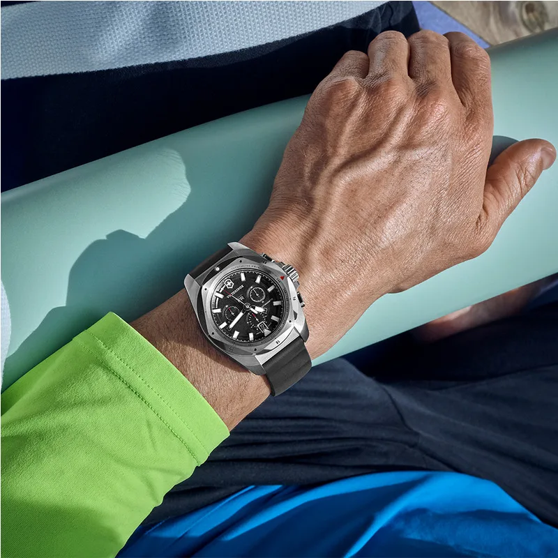 שעון INOX CHRONO רצועת גומי שחורה