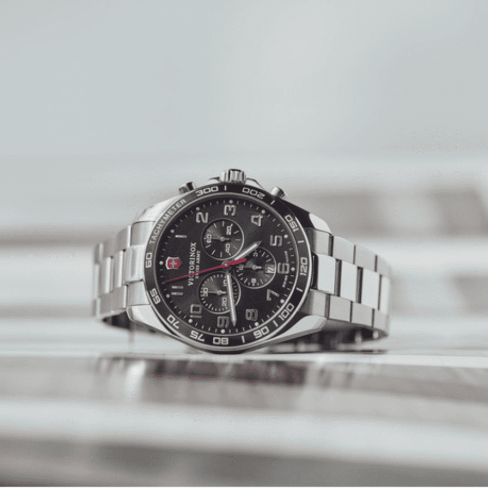 FieldForce Classic Chrono לוח שחור רצועת מתכת 42 מ"מ