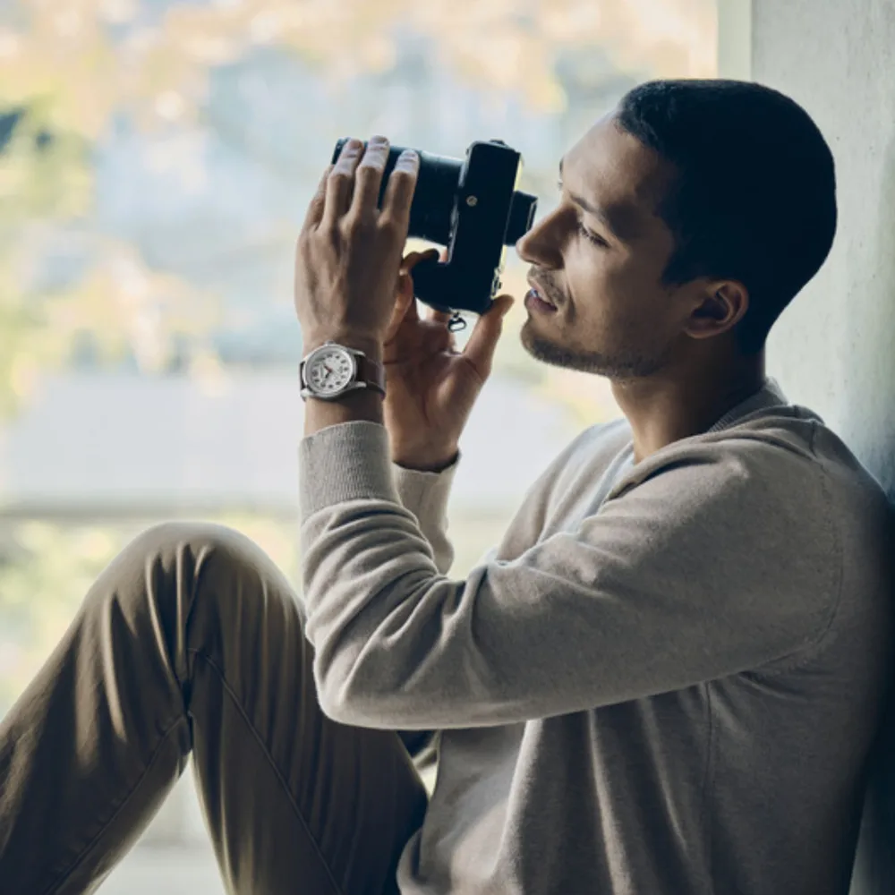 שעון Terragraph רצועת עור חומה לוח לבן 43 מ"מ