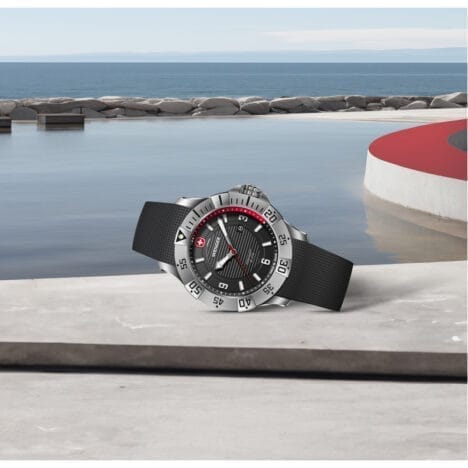 שעון Seaforce לוח שחור ורצועת סיליקון שחורה 43 מ