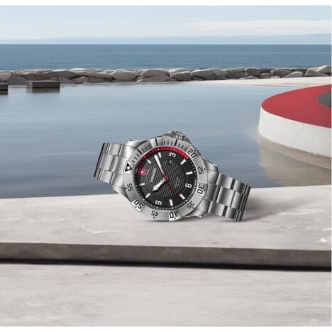 שעון Seaforce לוח שחור ורצועת מתכת 43 מ